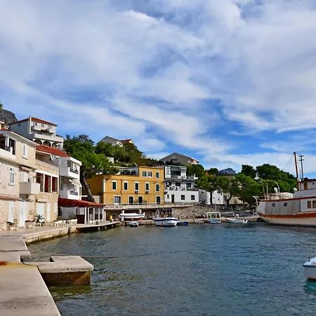 Bety 아파트 두기라트